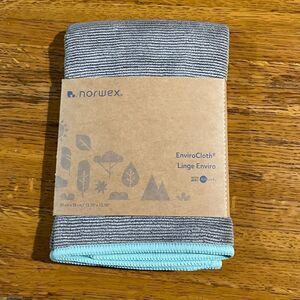 Norwex EnviroCloth Graphite
 With Sea Mist Trim NWT